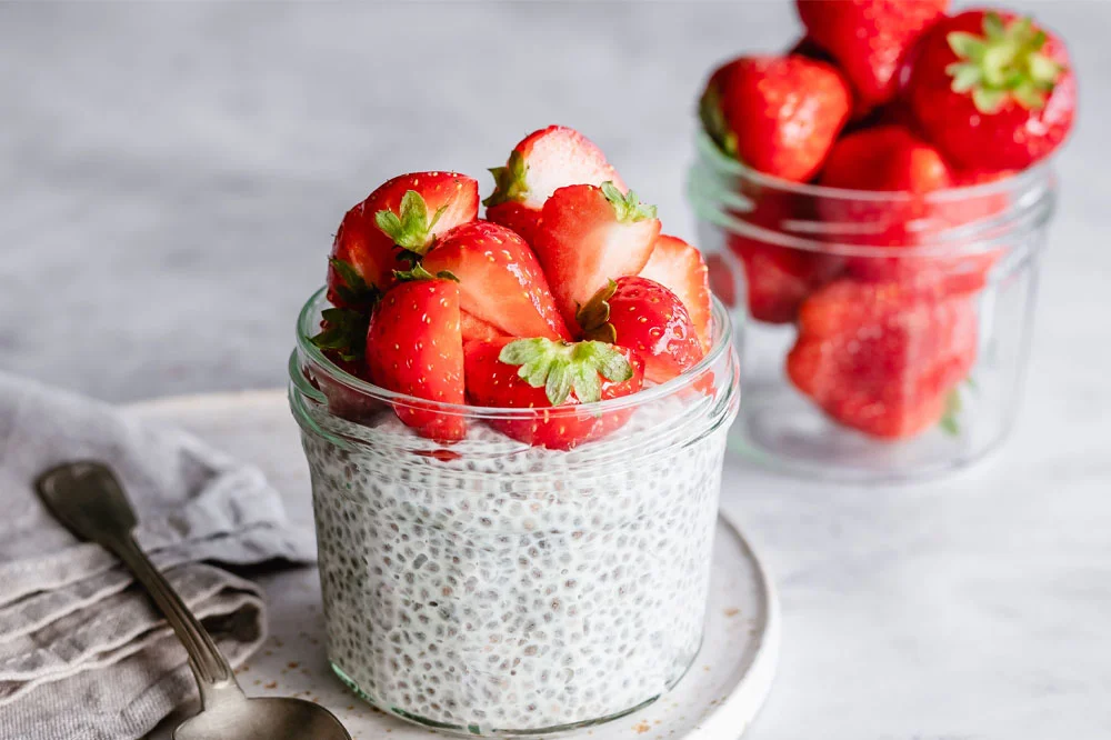 Công dụng của hạt chia là gì? công thức nước uống ngon với hạt chia dễ làm tại nhà 4 cong-dung-cua-hat-chia-la-gi-cong-thuc-nuoc-uong-ngon-tu-hat-chia