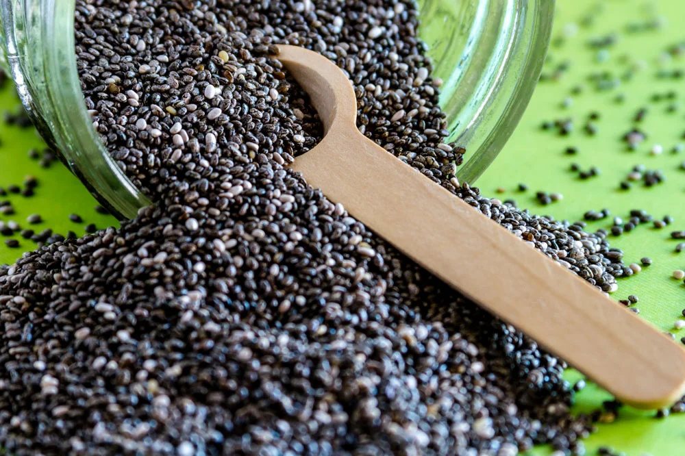 Công dụng của hạt chia là gì? công thức nước uống ngon với hạt chia dễ làm tại nhà 3 cong-dung-cua-hat-chia-la-gi-cong-thuc-nuoc-uong-ngon-tu-hat-chia