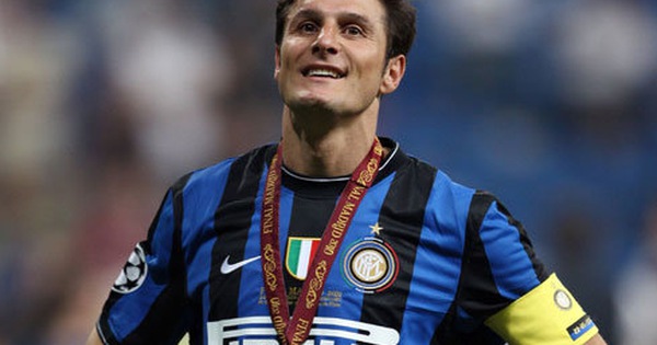 Javier Adelmar - Sự nghiệp của cầu thủ vĩ đại thành Milan 4 Javier Zanetti có tư duy chơi bóng văn minh, đĩnh đạc