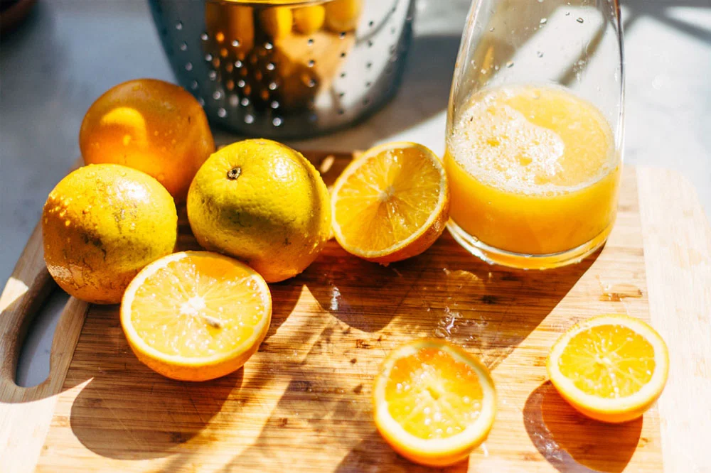 Uống nước cam vào thời điểm nào tốt nhất? Điểm mặt những thời điểm uống nước cam gây hại cho sức khỏe 5 uong-nuoc-cam-thoi-diem-nao-la-tot-nhat