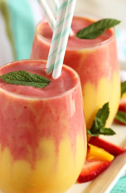 14 Cách làm sinh tố xoài cực dễ làm tại nhà 6 xoai dau tay e1718800656364